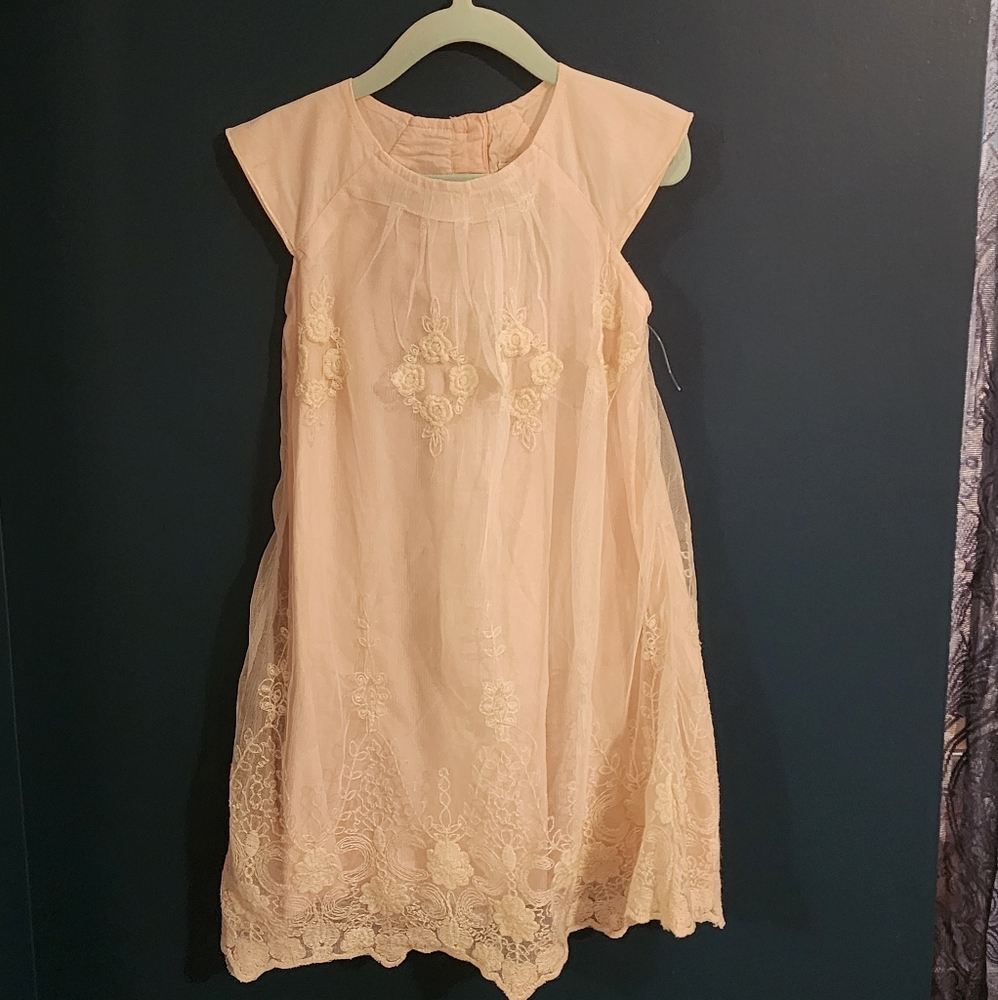 Max Studio girls pink dress size 4t
